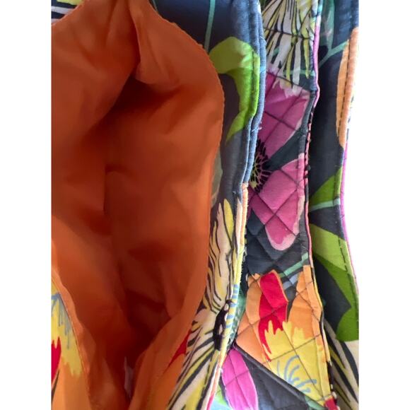 Vera Bradley Jazzy Blooms Double Sided Magnetic Snap Center Zip Tote Cottage - Picture 6 of 10